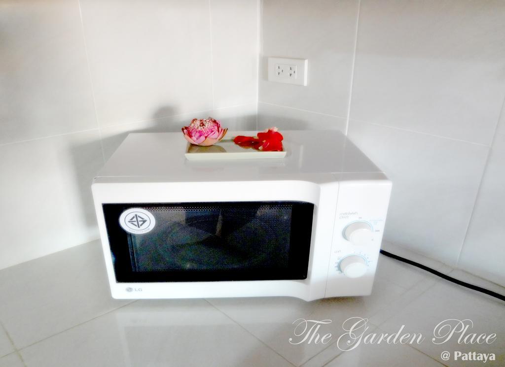 The Garden Place Pattaya Exterior photo